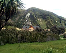 New Zealand-South Island-Alpine Pacific Triangle Ride